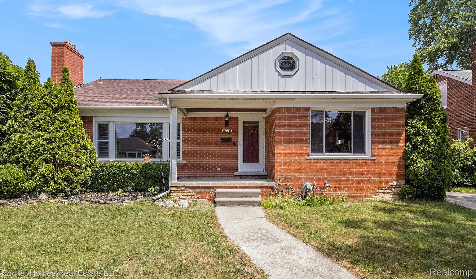 22011 Englehardt St photo 1