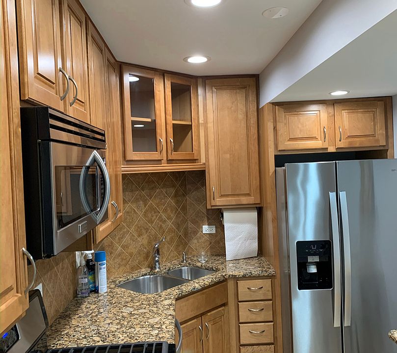 1st image of 615 Quincy Bridge Ln APT 202