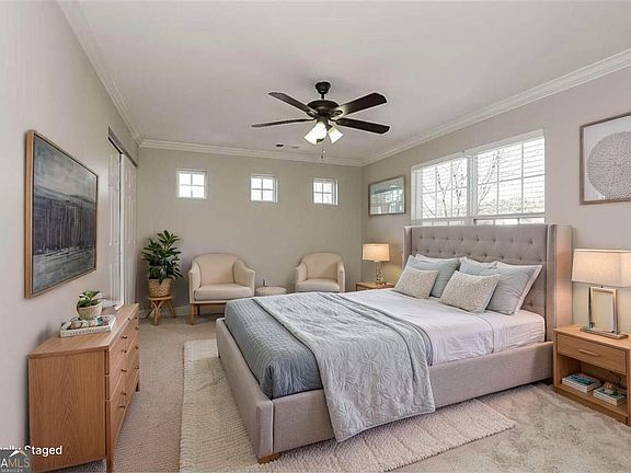 5th image of 328 Hiawassee Dr