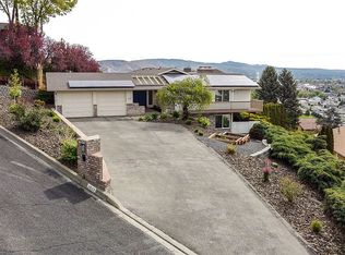 1017 Fellows Dr, Yakima, WA 98908