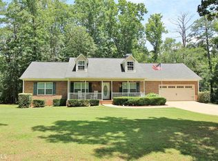 1961 Leguin Mill Rd, Locust Grove, GA 30248
