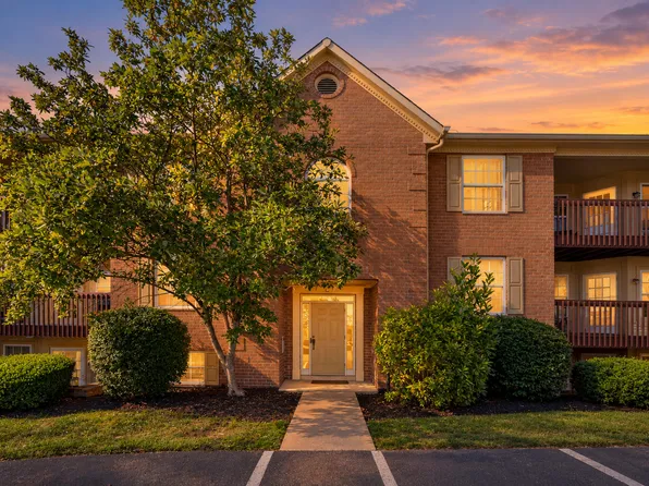 14 Meadow Ln Suite 1, Highland Heights, KY 41076