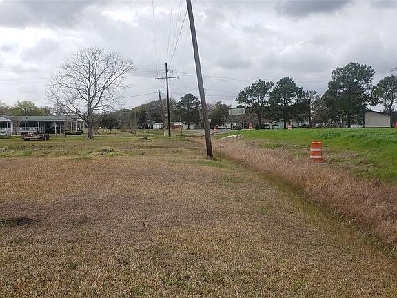 5th image of 1228 E Highway 73