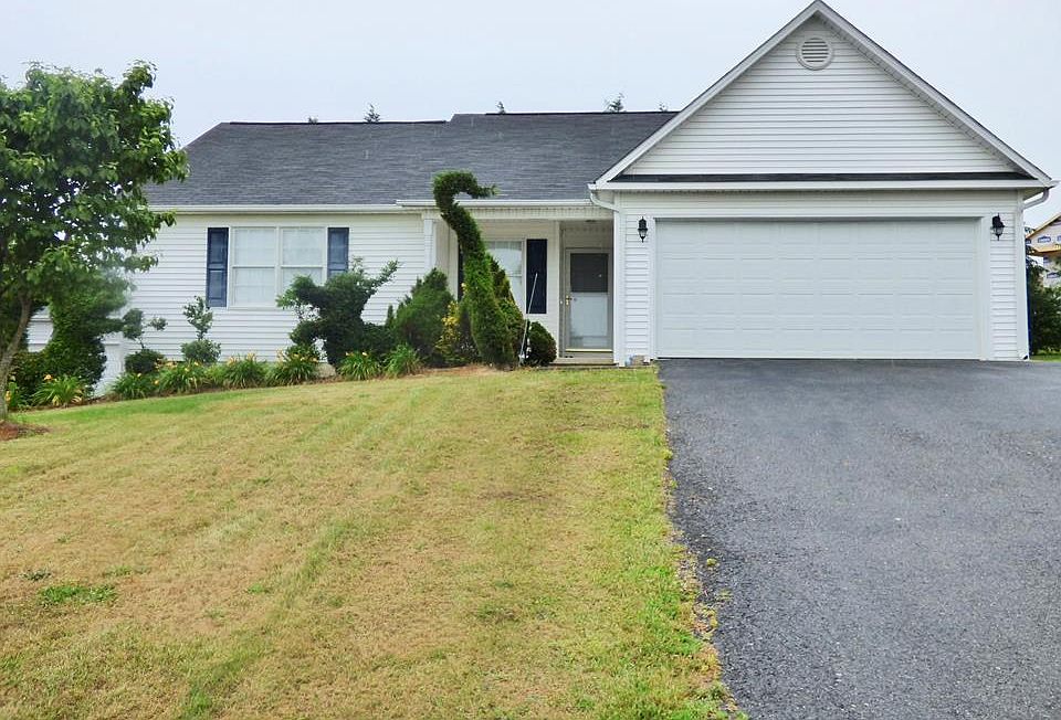 1st image of 335 Pleasant View Dr