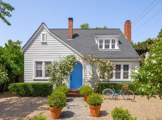 331 1st St, Healdsburg, CA 95448