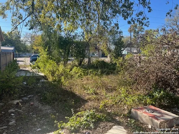 1511 W Hildebrand LOT 82, San Antonio, TX 78201
