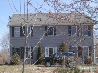 121 Damascus Rd, Branford, CT 06405