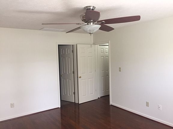 2nd image of 10835 Kilworth Ct