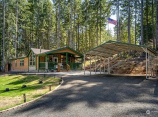 301 N Beaver Dr, Hoodsport, WA