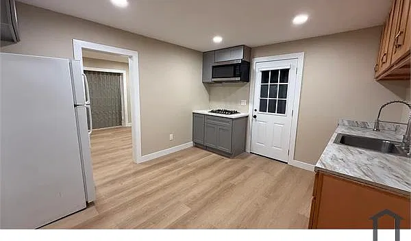 2 bed, $3,150 — Photo 3