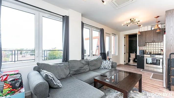 Rented by Nooklyn NYC LLC | media 29