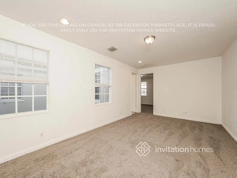8308 NW 8th Ter — Photo 8