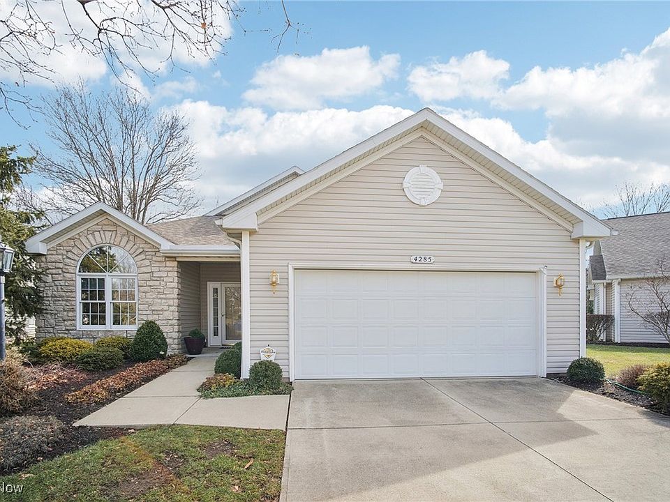 1st image of 4285 Fall Lake Dr