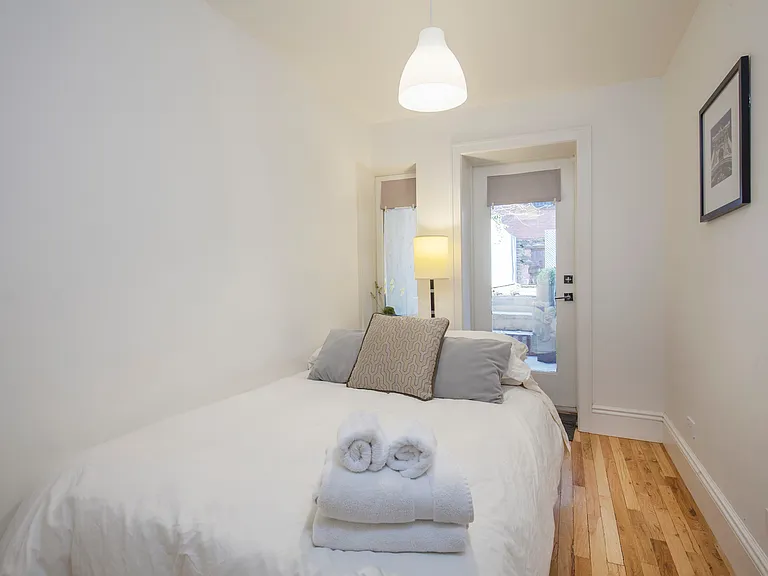 189 6th Ave #1 — Photo 7