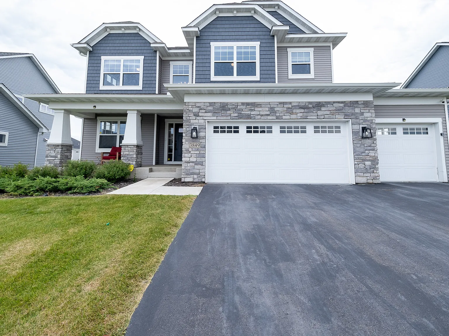 Thrush Street, Shakopee (3849) LS JS1 - 1 — Photo 3