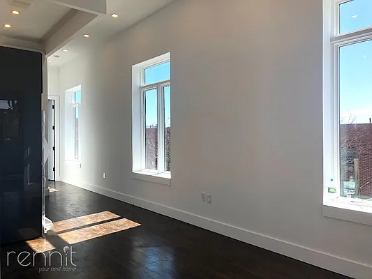 Rented by Rennit Inc. | media 34