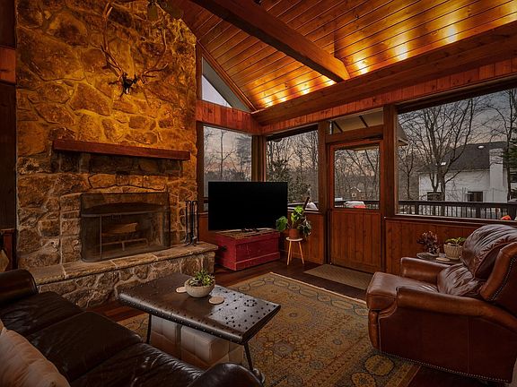 2nd image of 40 Cool Springs Rd