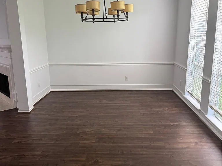 3139 Summerland Dr — Photo 3