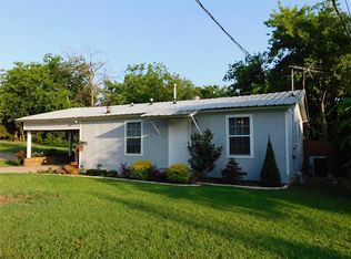 1107 Oakwood Dr, Denton, TX 76205