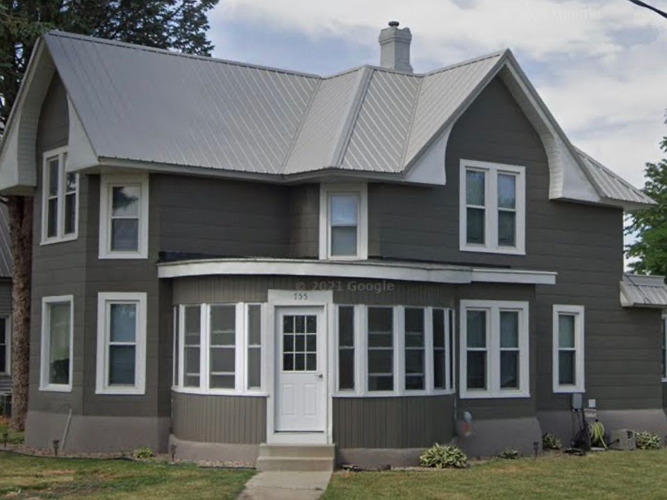 1st image of 755 Main St