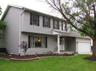 1013 Chancellor Dr, Edwardsville, IL