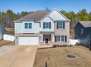 1067 Flyway View Ln, Alabaster, AL 35007