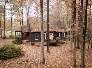 652 Cooks Rd, Farmville, VA 23901