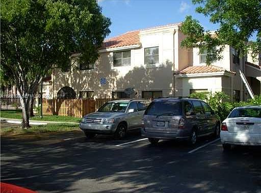3rd image of 513 Racquet Club Rd APT 55