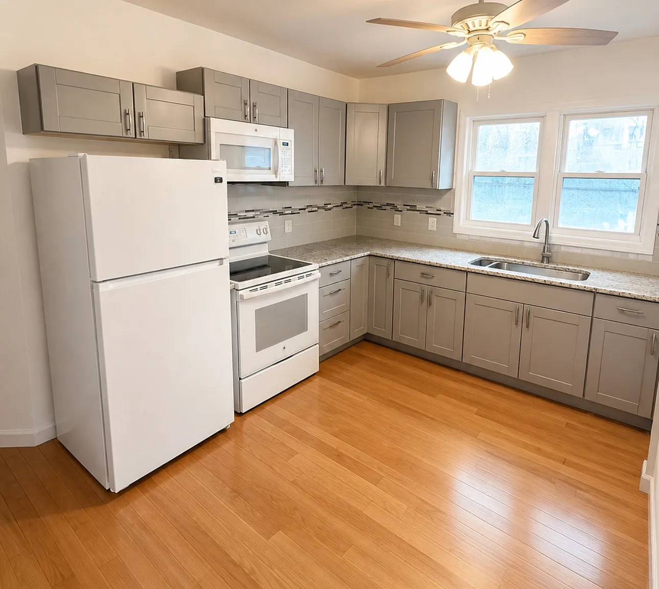 2 bed, 1200 sqft, $1,400 — Photo 1