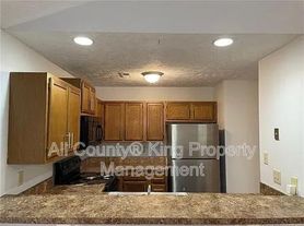 1866 Tryon Dr, Fayetteville, NC