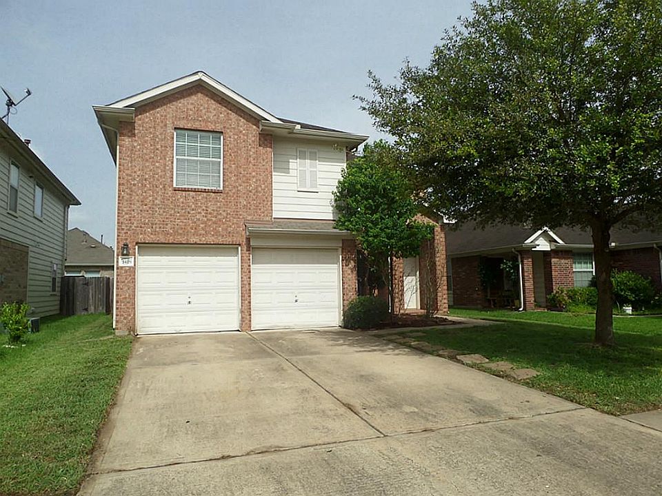 1st image of 3418 E Rainmill Dr