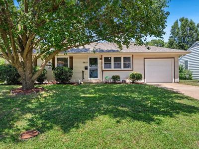 2415 W Bodeb Street, Springfield, MO, 65802