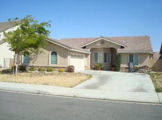 5743 Saint Laurent Dr, Palmdale, CA 93552