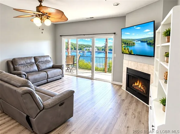414 Cedar Heights Dr Unit 3A, Camdenton, MO 65020