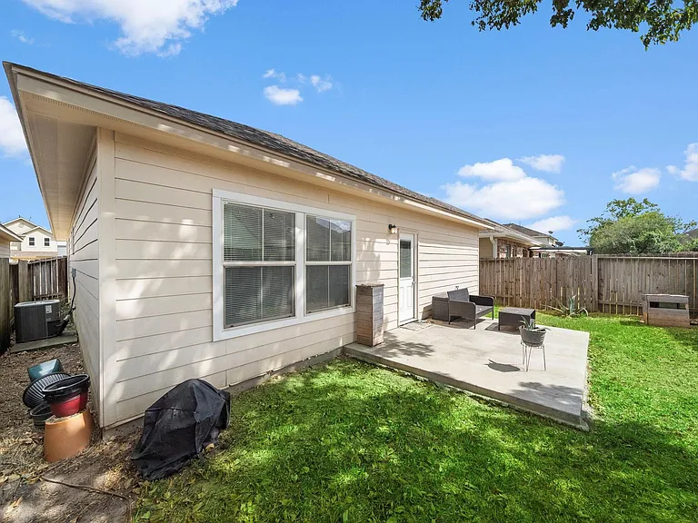 18319 Hillingdon Ln — Photo 35