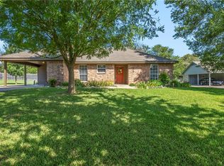 210 E Warren St, Hewitt, TX 76643
