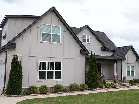 3rd image of 1902 Peach Orchard Rd NW