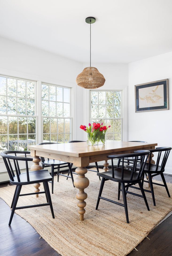 Eat-in-Kitchen
