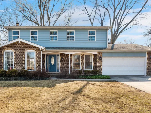 5S640 Ridgeview Ln, Naperville, IL 60540