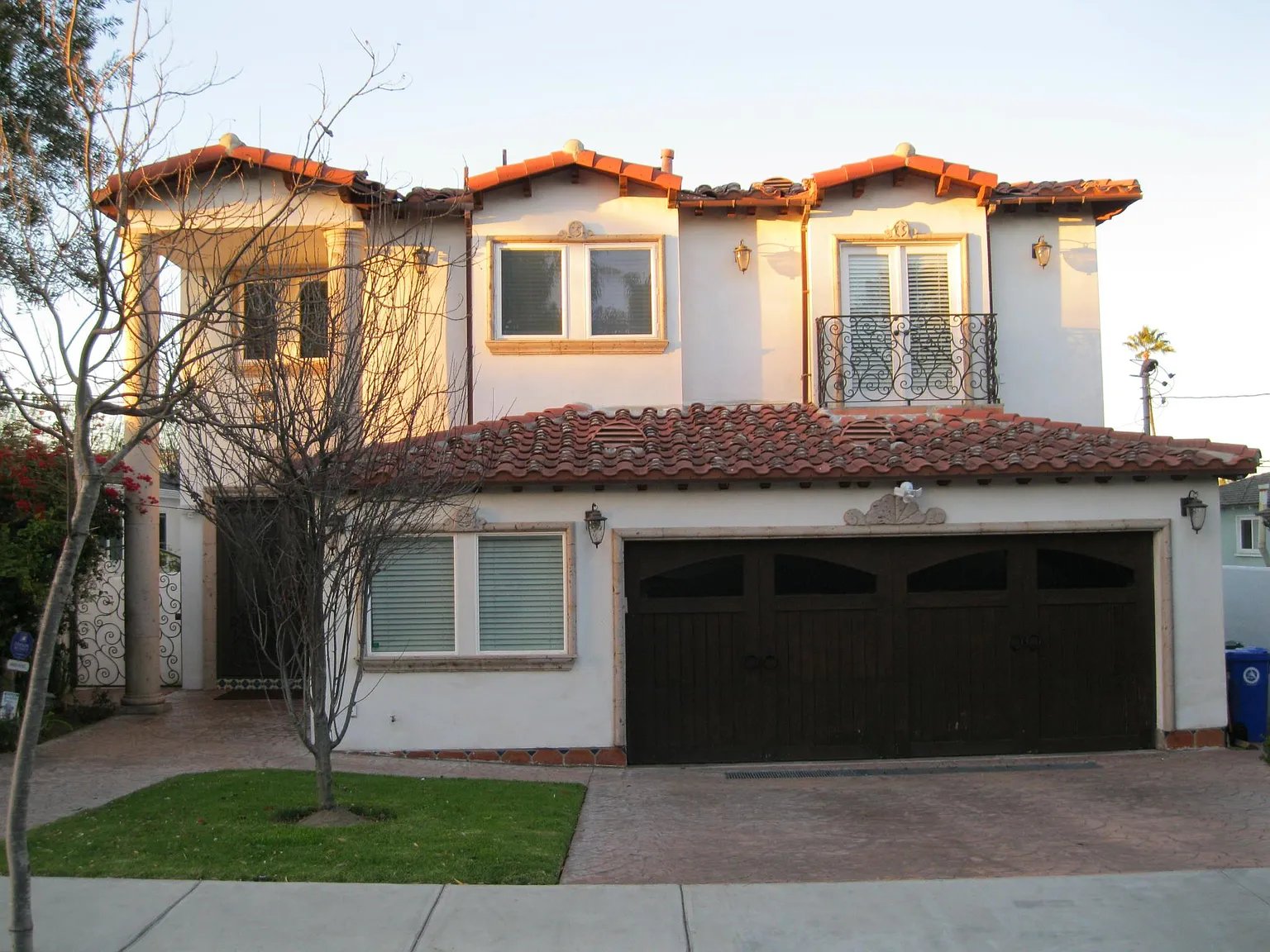 4 bed, 4.5 bath, 3471 sqft, $12,000 — Photo 2