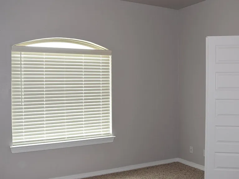355 Sol Ct — Photo 10