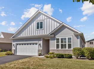 960 Carolina Ct, Hampshire, IL 60140