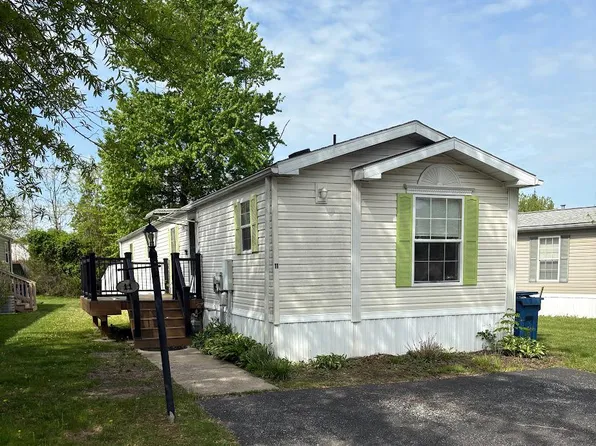 11 Rosewood Ln, Phoenixville, PA 19460