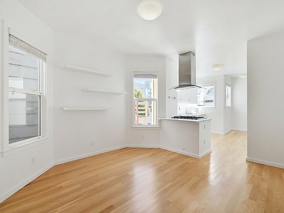 2nd image of 60A Woodward St