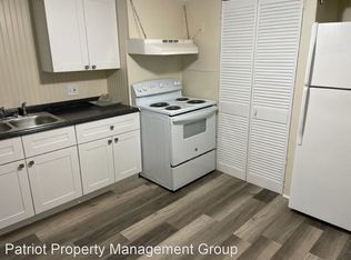 210 Stebbins St APT 2R, Chicopee, MA 01020