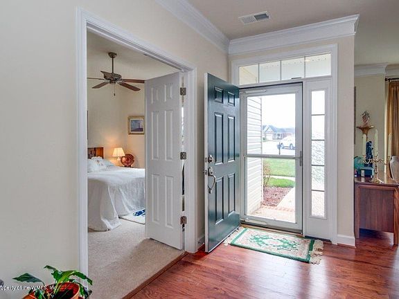 5th image of 6935 Glory Ln