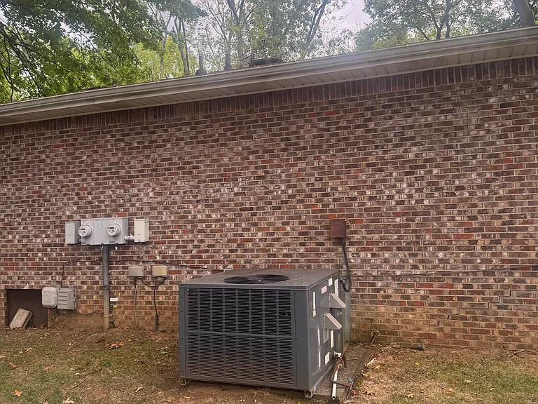 1613 Huntington Dr #1611 — Photo 3