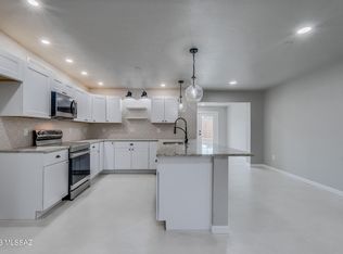 2742 S Jaguar Rd, Tucson, AZ 85730