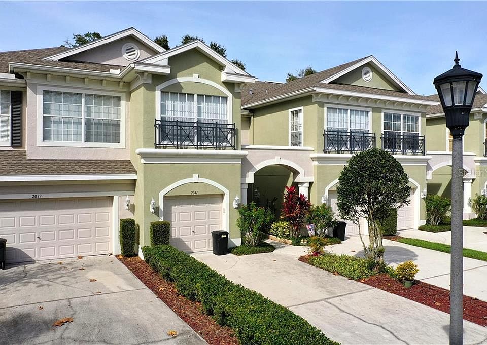 1st image of 2045 Park Crescent Dr
