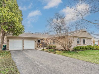 830 Shady Grove Ln, Buffalo Grove, IL, 60089